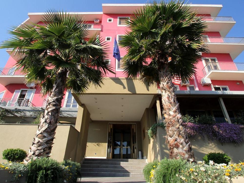 Hotel Carosello Pontecagnano Faiano Exterior foto